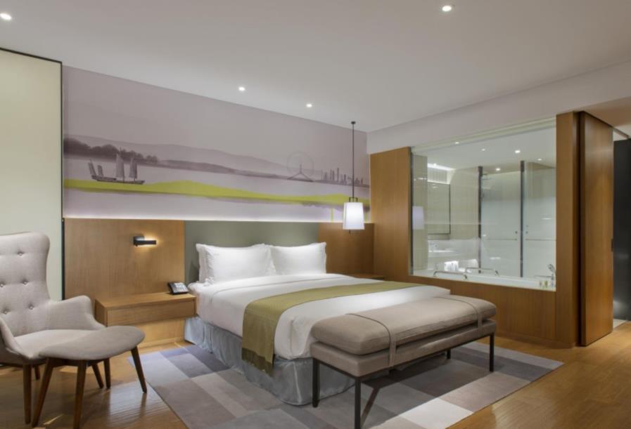 Holiday Inn & Suites Tianjin Downtown By Ihg,Tianjin Drum Tower,Joycity Shopping Mall,Tianjin Ancient Cultural Street,Haihe River,The Porcelain House,Convenient Access To Tianjin Binhai International Airport Eksteriør billede