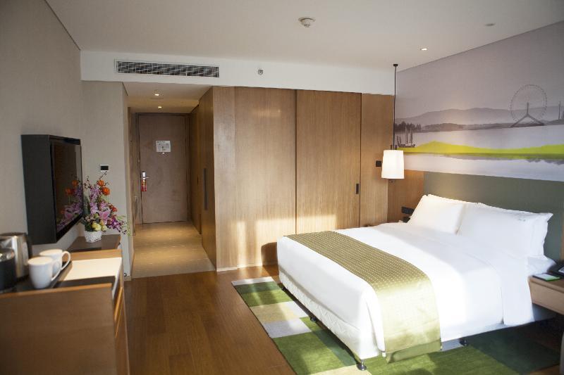 Holiday Inn & Suites Tianjin Downtown By Ihg,Tianjin Drum Tower,Joycity Shopping Mall,Tianjin Ancient Cultural Street,Haihe River,The Porcelain House,Convenient Access To Tianjin Binhai International Airport Eksteriør billede